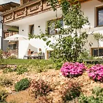 Edenhauserhof Oda ve Kahvaltı