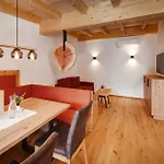 Nocleg ze śniadaniem Edenhauserhof 4*