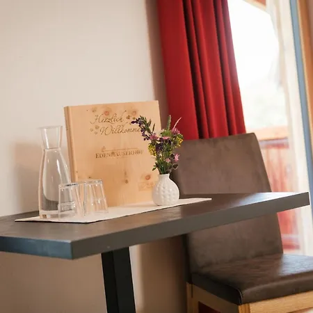 Bed and breakfast Edenhauserhof 4*