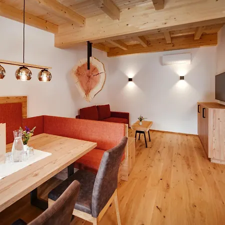 Bed & Breakfast Edenhauserhof 4*