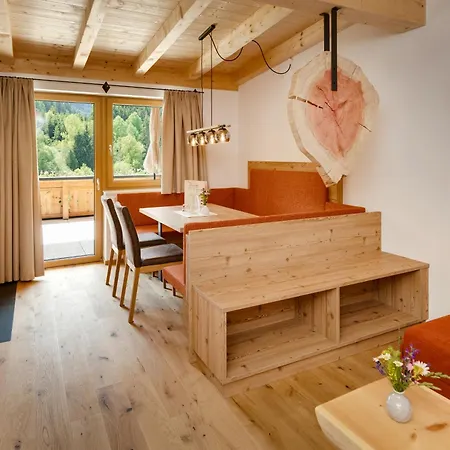Edenhauserhof 4* Neu Gotzens