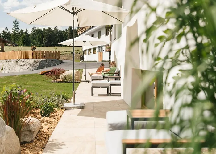 Edenhauserhof فندق مبيت وإفطار 4*