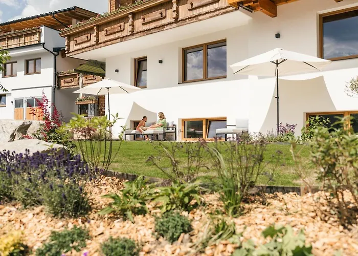 فندق مبيت وإفطار Edenhauserhof 4*