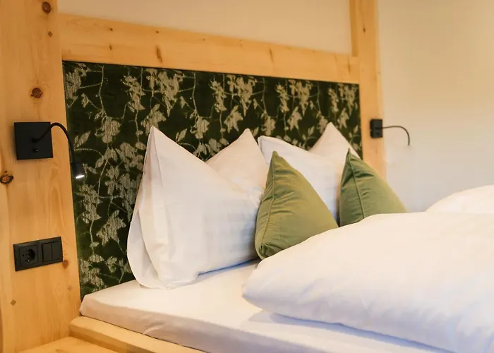 Edenhauserhof فندق مبيت وإفطار Neu Gotzens