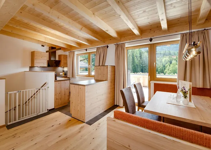 Edenhauserhof 4* Neu Gotzens