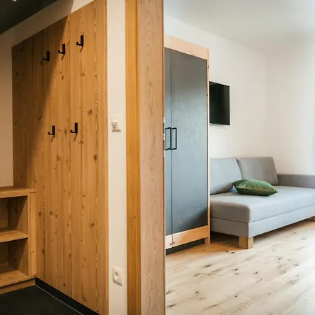 Bed & Breakfast Edenhauserhof Neu Gotzens