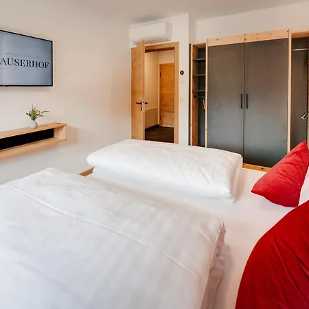 Edenhauserhof 4* Neu Gotzens