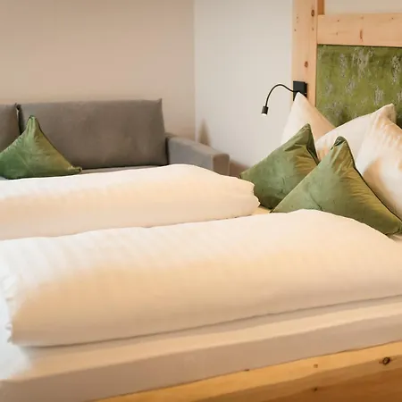 Bed & Breakfast Edenhauserhof *