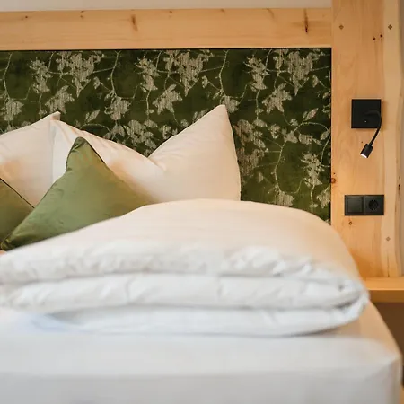 Bed & Breakfast Edenhauserhof
